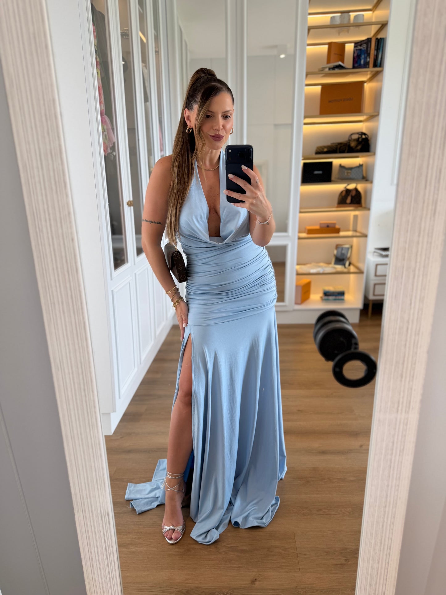 Vestido Longo Frente Única Drapeado com Fenda