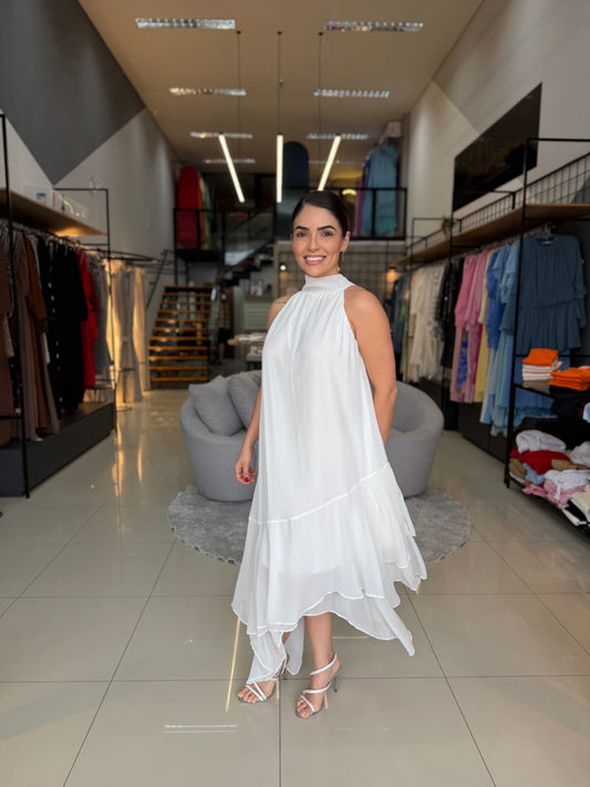 Vestido Midi Assimétrico em Chiffon com Gola Alta