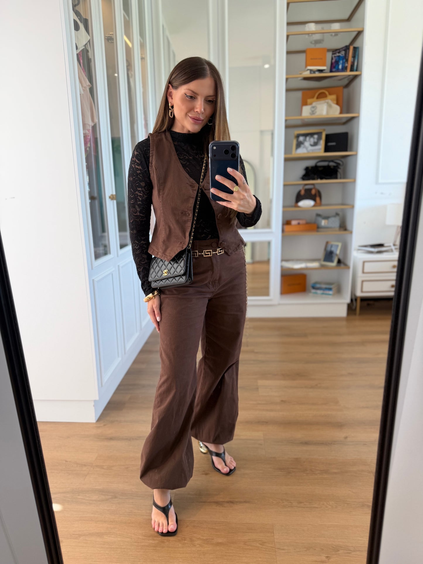 Conjunto Jeans com Colete e Calça Aladim