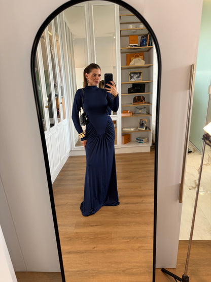 Vestido Longo com Franzido e Recortes Laterais