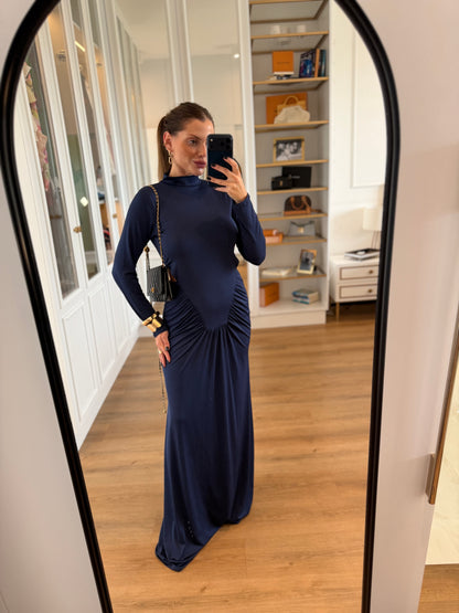 Vestido Longo com Franzido e Recortes Laterais