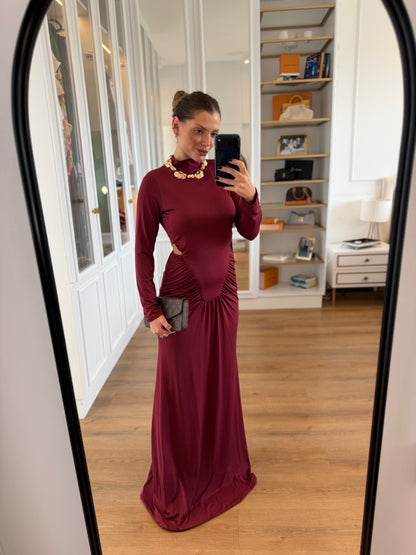 Vestido Longo com Franzido e Recortes Laterais