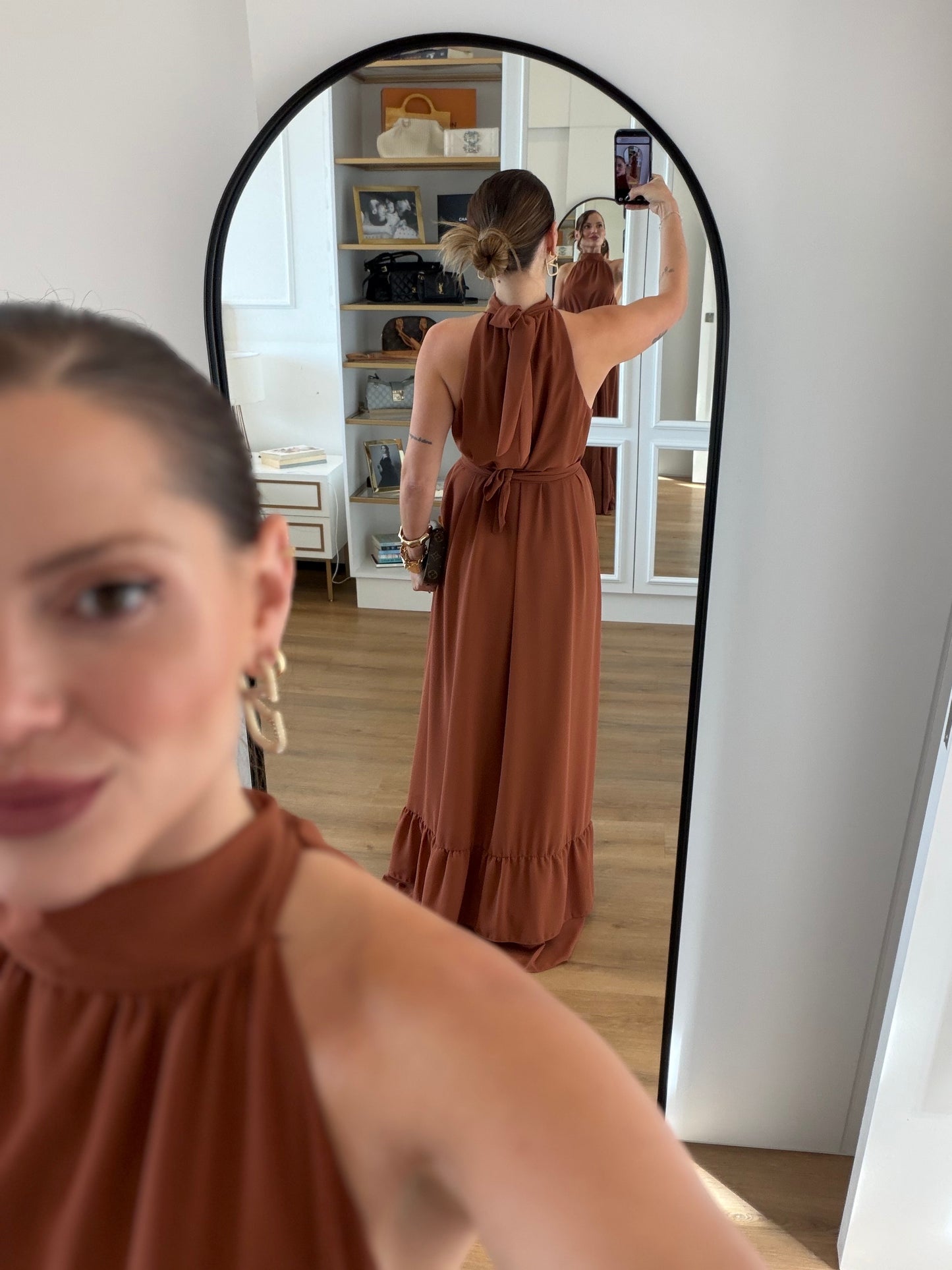 Vestido Sofia Frente Única com Babado na Barra