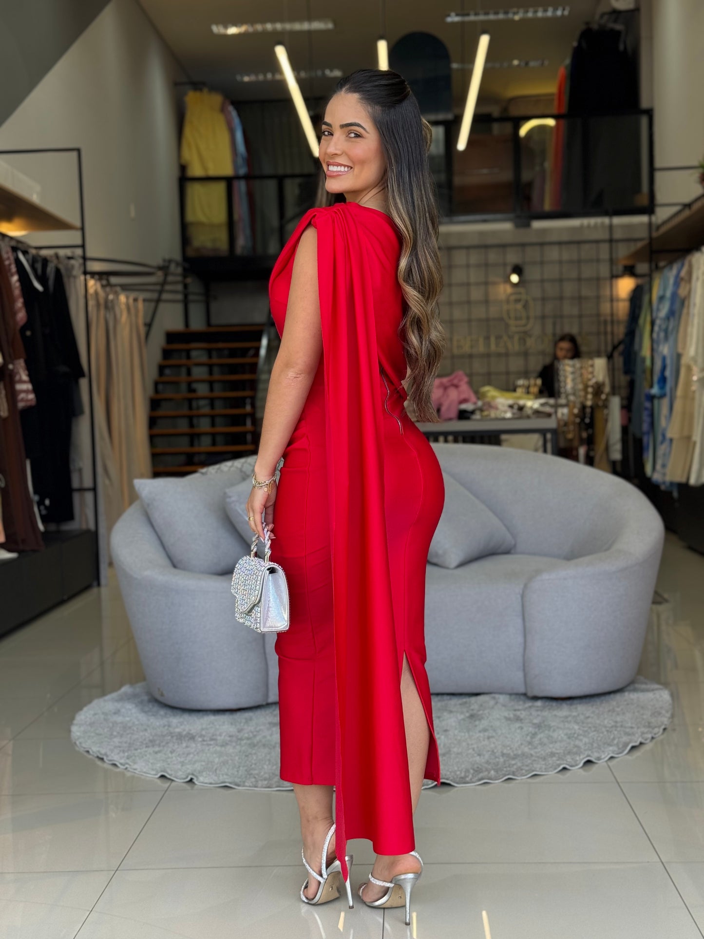 Vestido Prada com Capa
