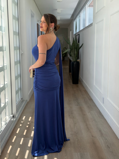 Vestido Um Ombro Só com Fenda e Detalhe Flor