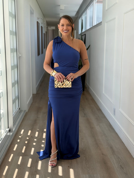 Vestido Um Ombro Só com Fenda e Detalhe Flor