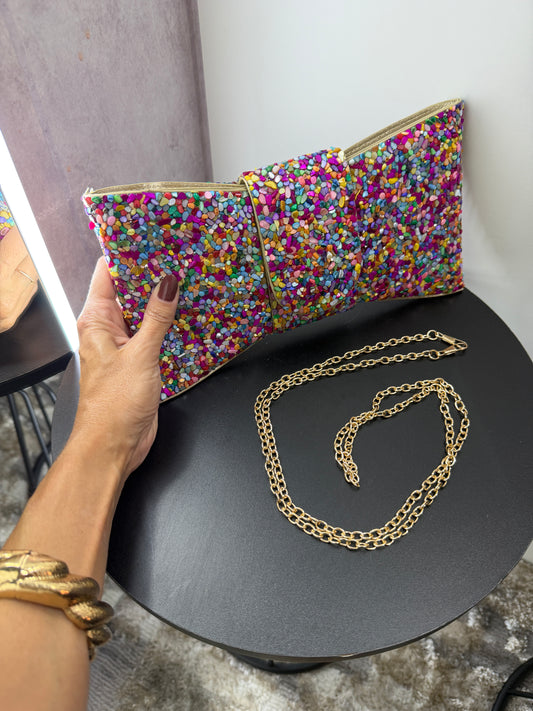 Bolsa Clutch Laço em Pedrarias Multicolor com Alça de Corrente