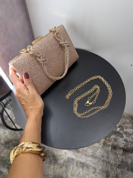 Bolsa Clutch de Festa Dourada com Brilho e Alça de Corrente Removível