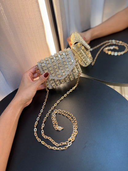 Cluth Pequena Dourada