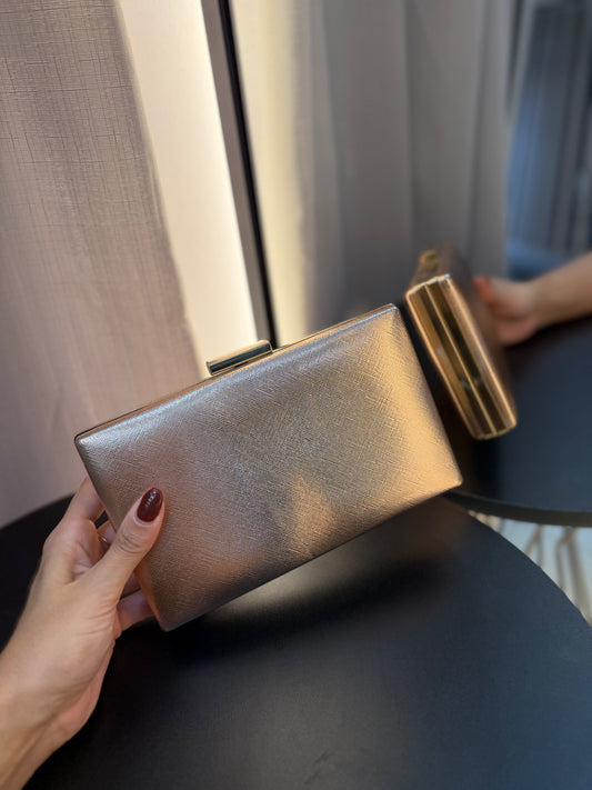 Cluth Retangular Bronze