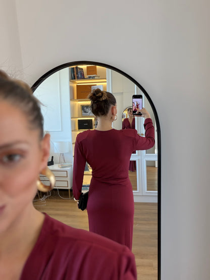 Vestido Longo Drapeado com Fenda e Decote Profundo