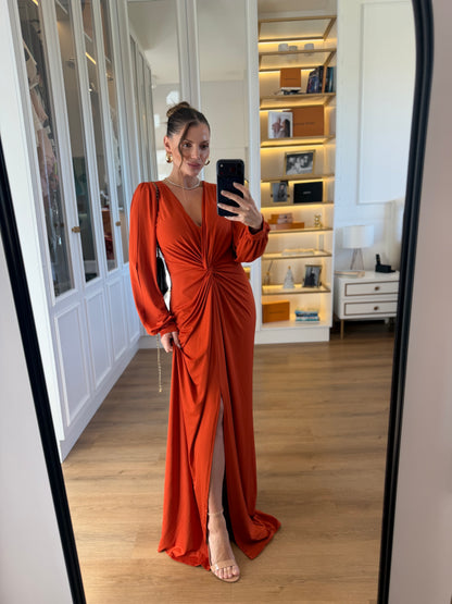 Vestido Karina com Drapeado Frontal Manga Longa