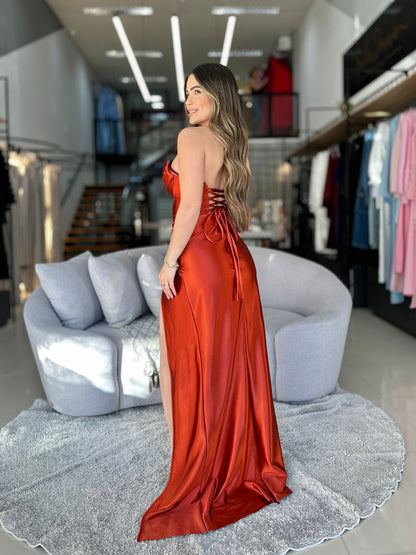 Vestido Longo Acetinado com Corset e Fenda