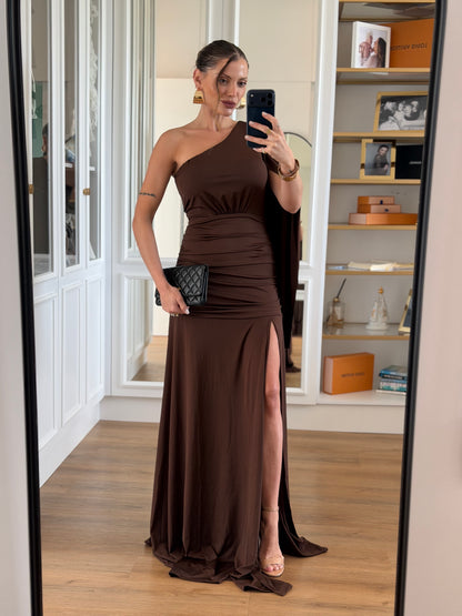 Vestido New Karina Um Ombro Só com Fenda