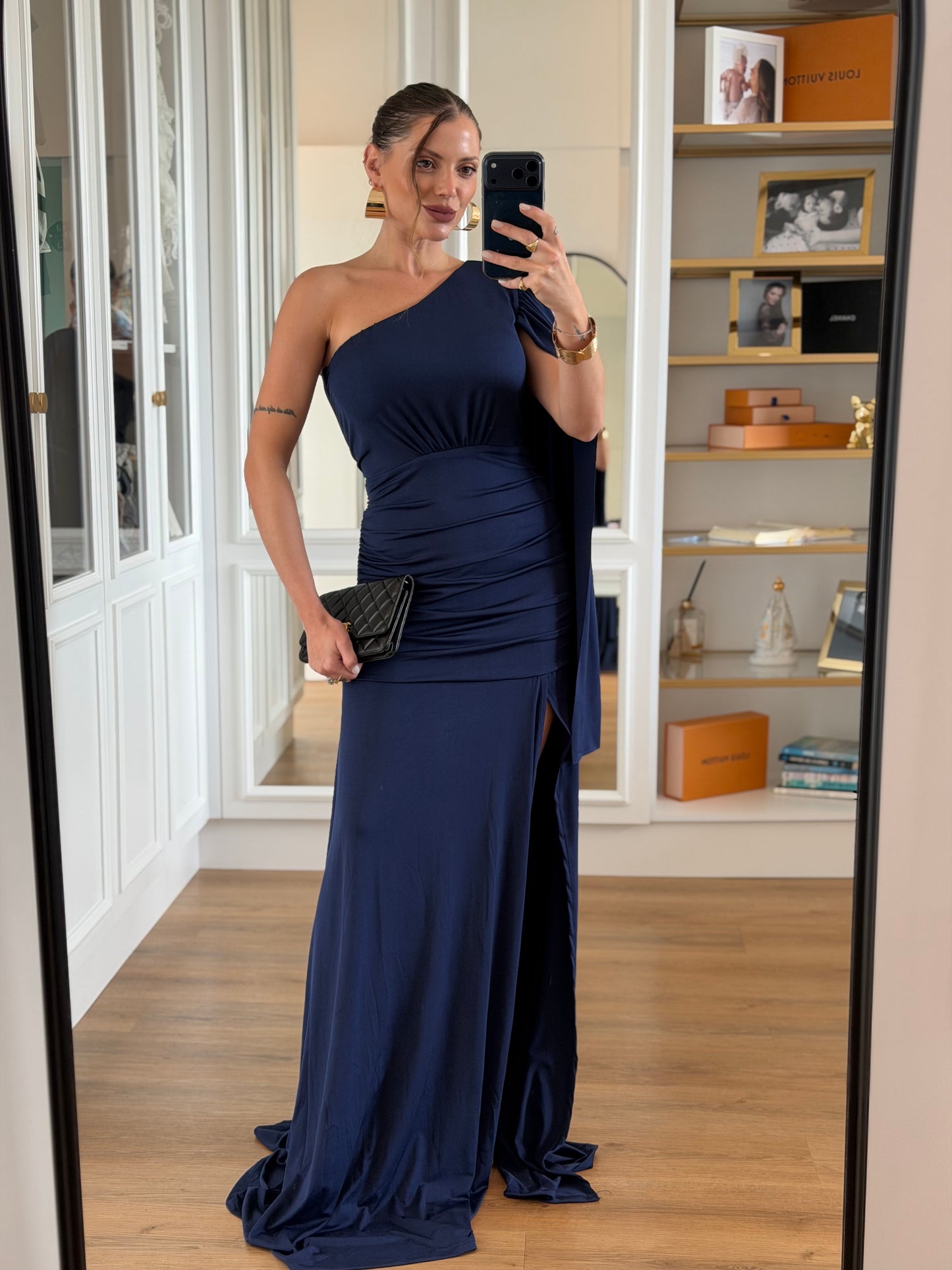 Vestido New Karina Um Ombro Só com Fenda