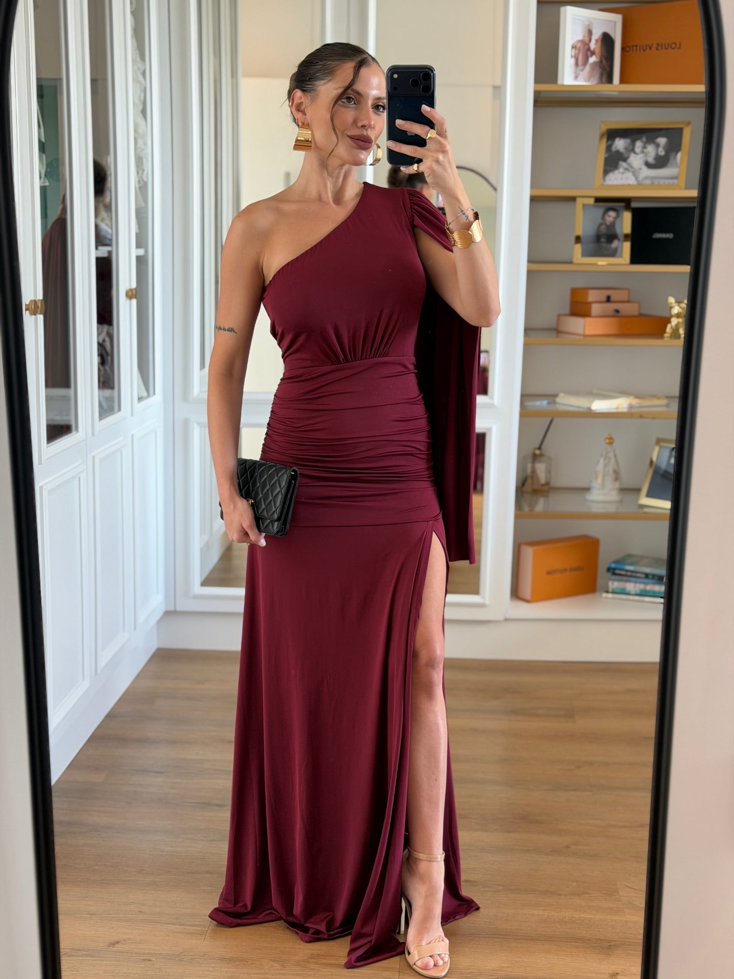 Vestido New Karina Um Ombro Só com Fenda