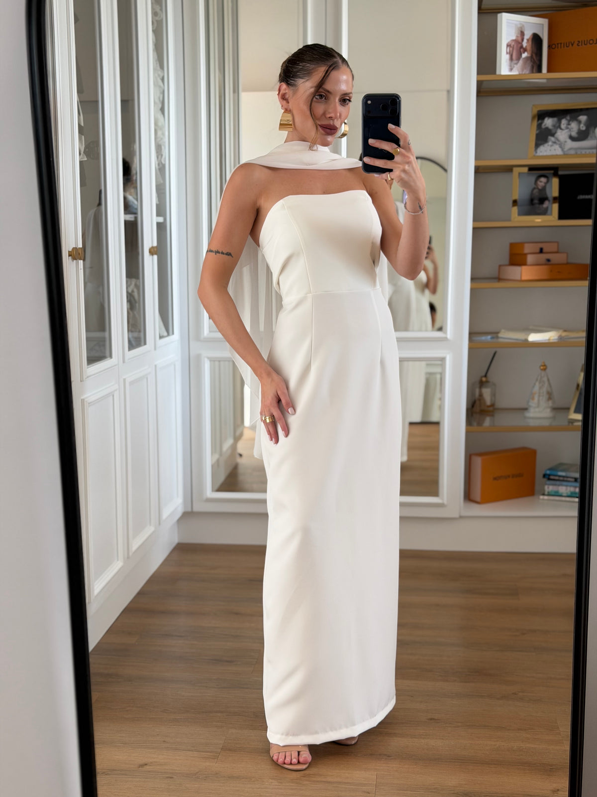 Vestido Longo Off White com Capa