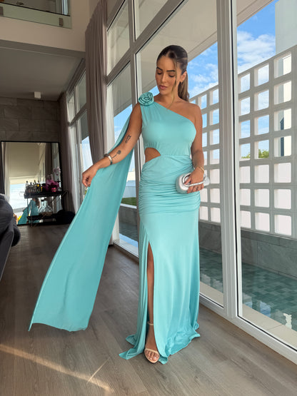 Vestido Um Ombro Só com Fenda e Detalhe Flor