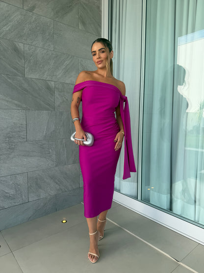 Vestido Midi Ombro a Ombro com Faixa Lateral