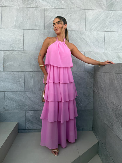 Vestido Longo em Camadas e Caimento Fluido