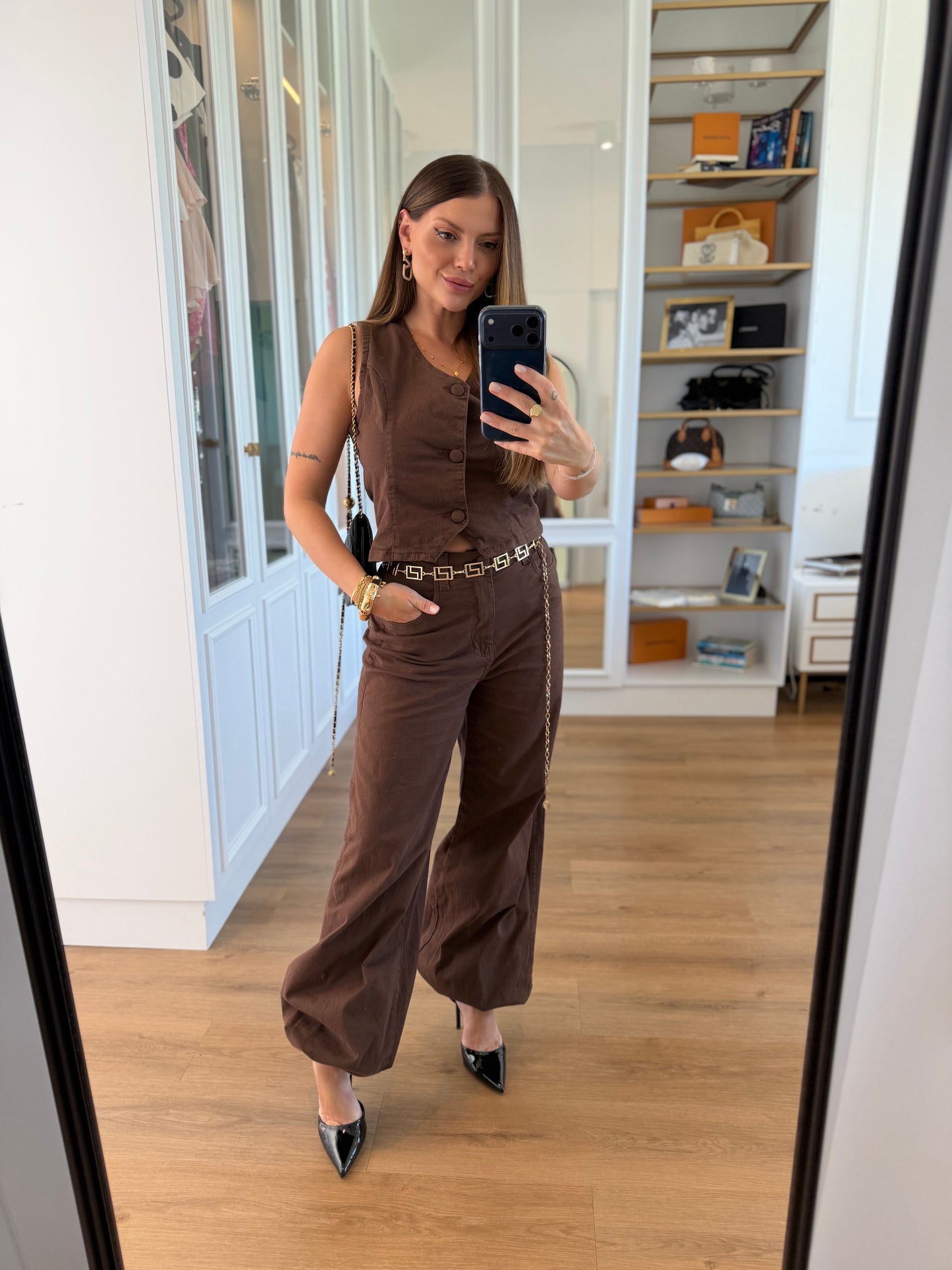Conjunto Jeans  com Colete e Calça Aladim