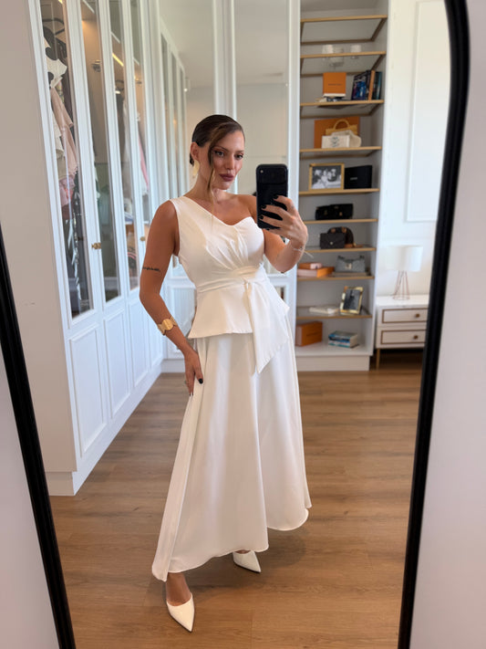 Vestido Midi Ombro Unico com Peplum e Saia Fluida