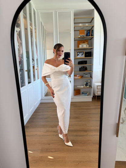 Vestido Midi  Ombro a Ombro com Laço Estruturado