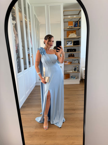 Vestido Karina Um Ombro Só Detalhe Flor e Fenda