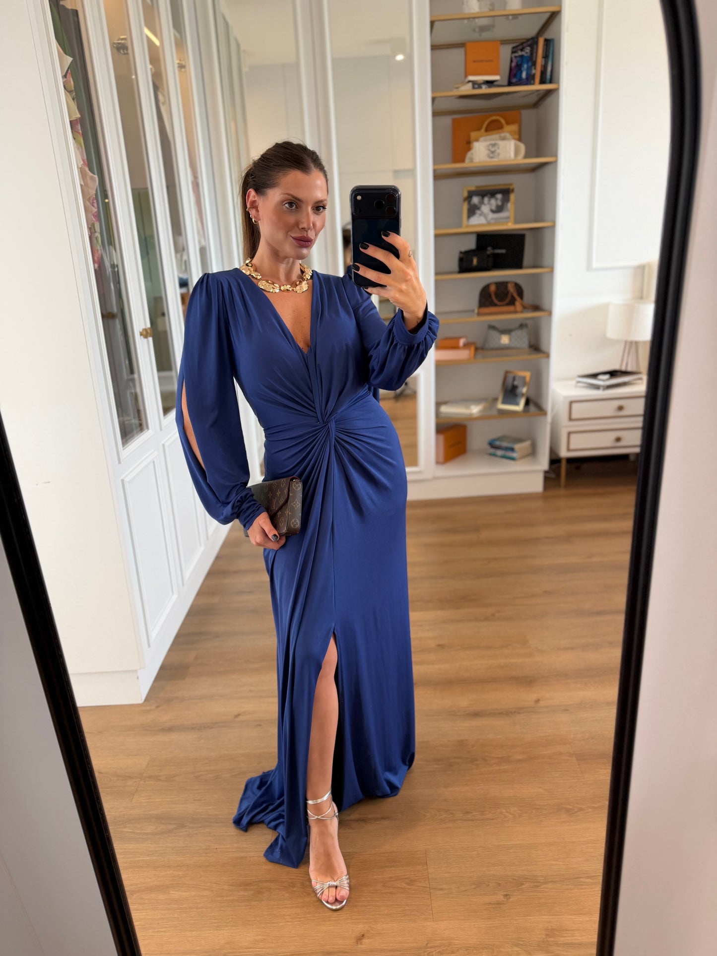 Vestido Karina com Drapeado Frontal Manga Longa