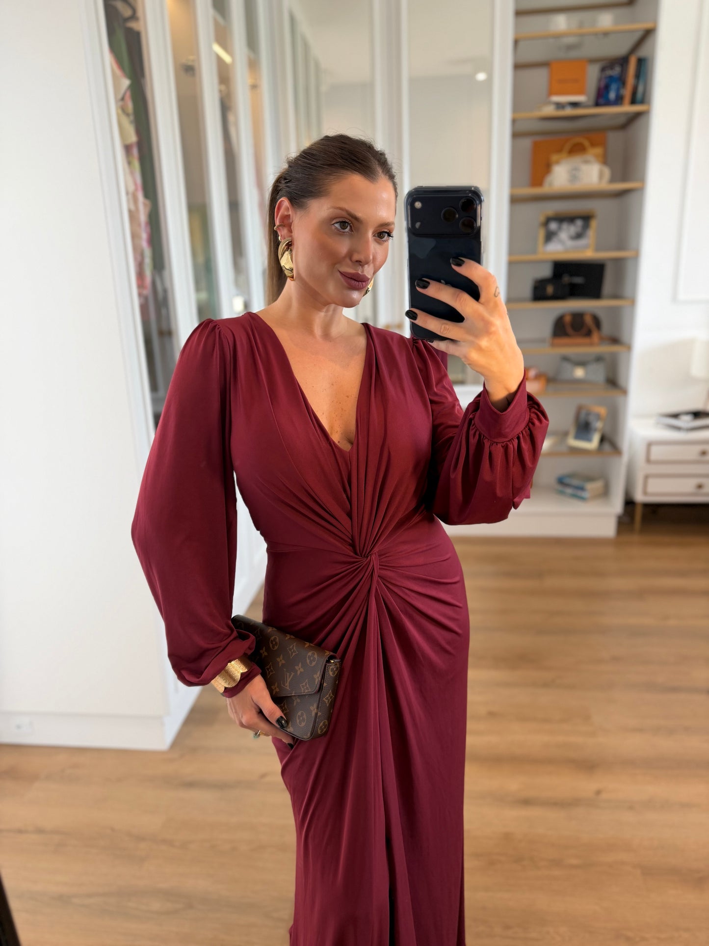 Vestido Karina com Drapeado Frontal Manga Longa