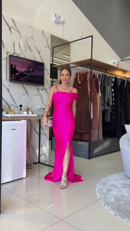 Vestido Longo Sereia com Detalhe no Ombro