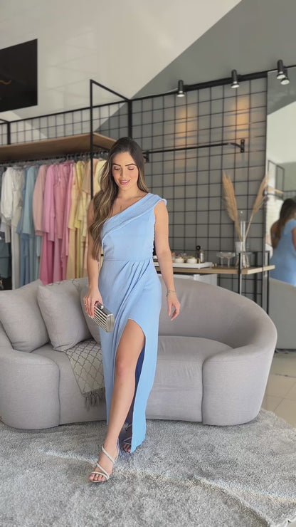 Vestido Um Ombro com Fenda
