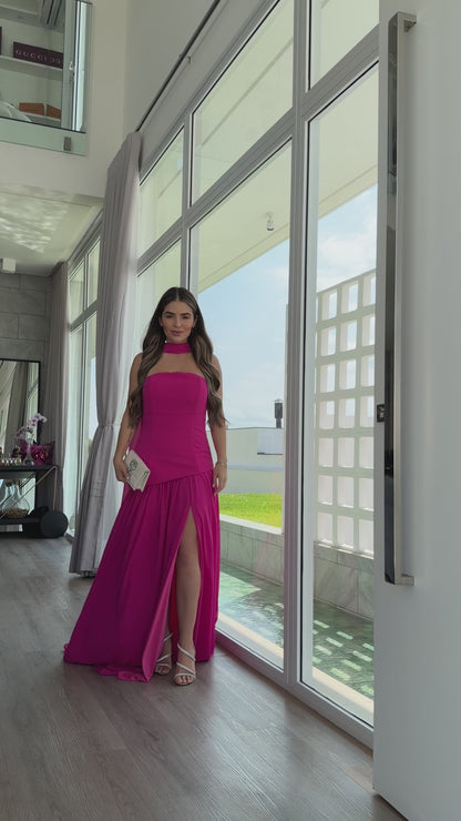 Vestido Longo Tomara que Caia com Fenda e Echarpe