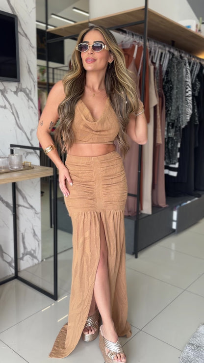 Conjunto Crochê Cropped e Saia Longa