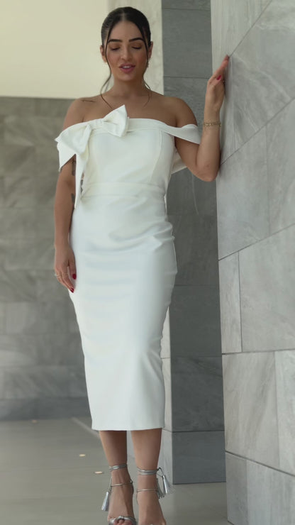 Vestido Midi Ombro a Ombro com Laço Estruturado