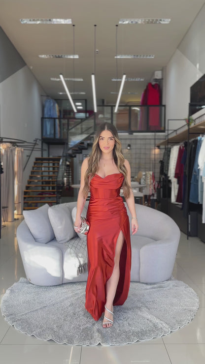 Vestido Longo Acetinado com Corset e Fenda